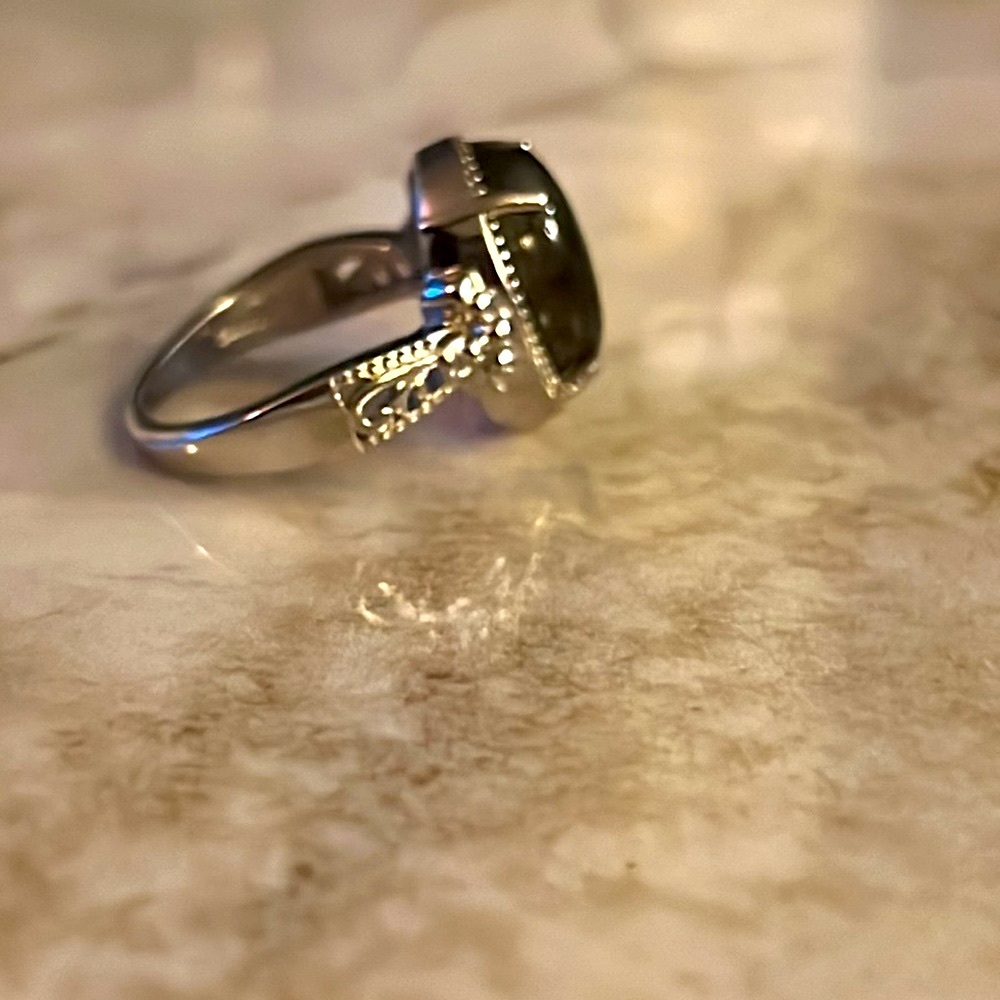 Labradorite Ring - Picture 3 of 4